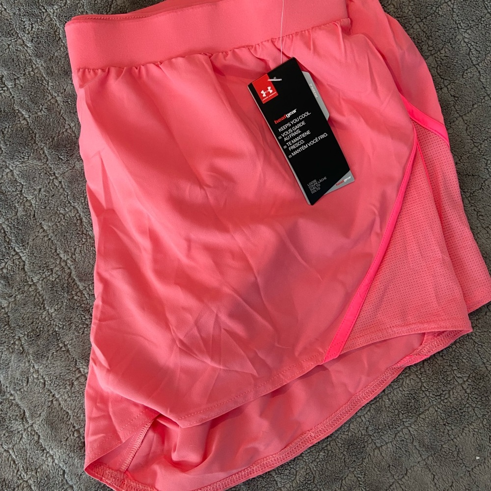 Women’s Under Armour XL shorts